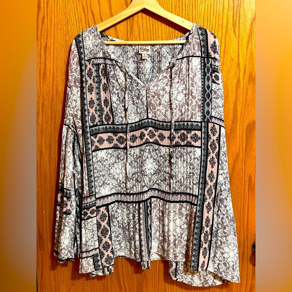 Como‎ Vintage Women's Top Size Long bell Sleeve Gray Round Neck SZ 1x